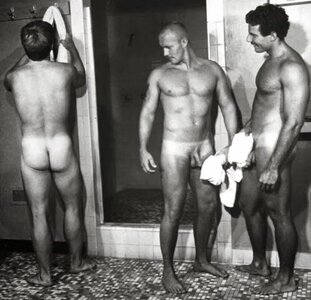 d708de1ac645caa66fa14c46e748b46e--vintage-men-vintage-photos.jpg