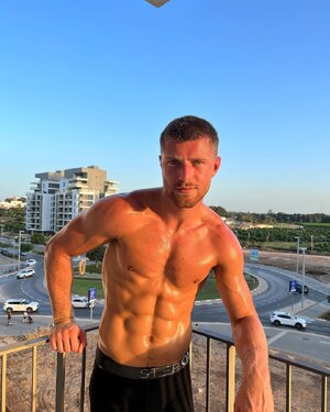 balcony 2 353422047.jpg