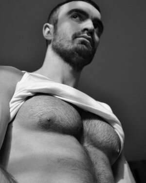 Enzo 2012 118698998.jpg