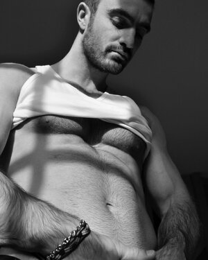 Enzo 2012 118764706.jpg