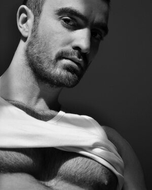 Enzo 2012 118777854.jpg