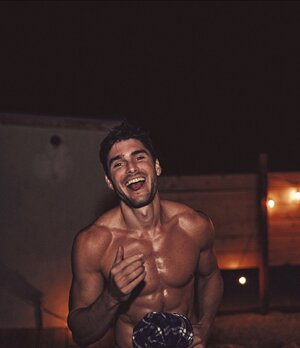 Charlie Matthews 131581260.jpg