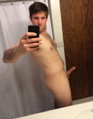 nude-straight-guy.jpg