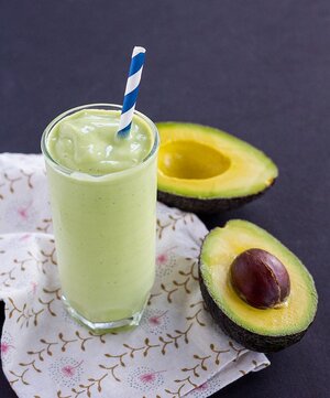 Avocado-Milkshake-3-1.jpg