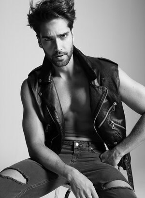 Breno-Barbosa-Model-2015-Shoot-006.jpg