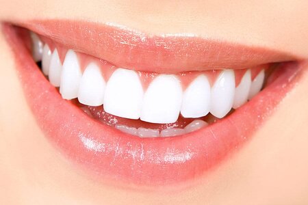 5-Tips-to-Keep-Your-Pearly-Whites-Healthy-for-Years-to-Come.jpg