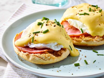 17205-eggs-benedict-DDMFS-4x3-a0042d5ae1da485fac3f468654187db0.jpg