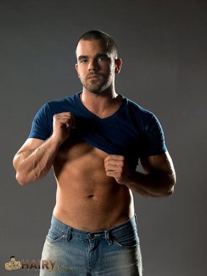 damien_crosse_maxegatos (2).jpg