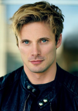 rsz_actor_bradley_james_52313_large.png