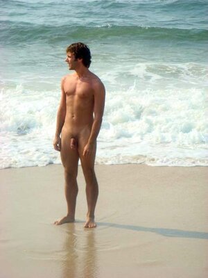 Naked_amateur_guys_360_2.jpg
