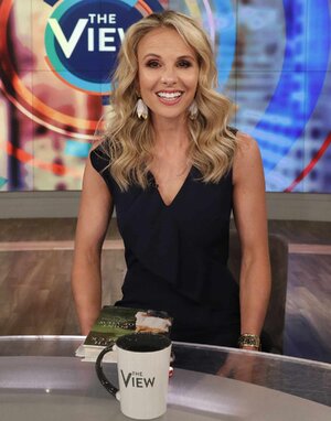 elisabeth-hasselbeck-the-view-072822-97ea295855434630889ad9c8d6306456.jpg