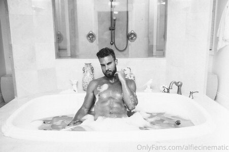 Alfred Liebl bath 691221696293.jpg