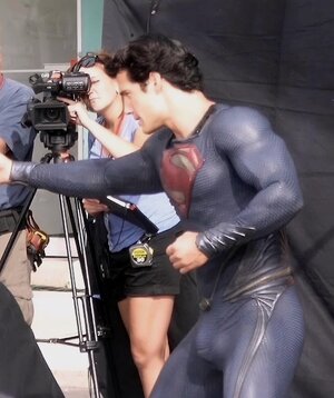 CAVILL Henry.jpg