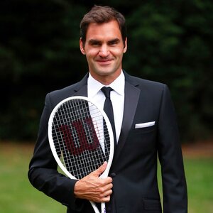 roger-federer-2017-wimbledon-win-gq.jpg
