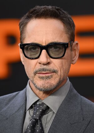 Robert-Downey-JR-UK-premier-Oppenheimer-movie-July-2023.jpg