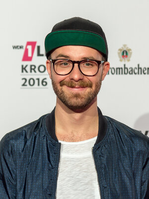 1LIVE_Krone_2016_-_1700_-_Roter_Teppich_-_Mark_Forster-6166.jpg