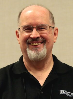Timothy_Zahn_by_Gage_Skidmore.jpg