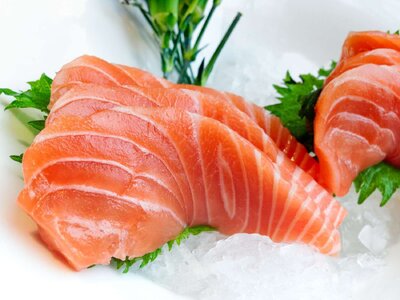 sashimi-gettyimages-671397156-2000-a759619258f2438594efc605af6b8a49.jpg