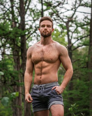 grey shorts 110106096.jpg