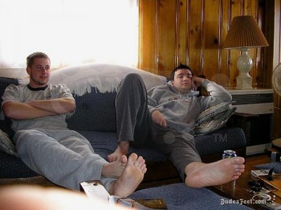 2197_BareFeet.jpg