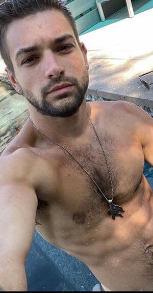 Otter-JohnnyR.jpg