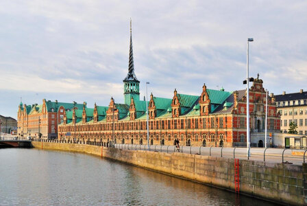 Børsen Stock Exchange building in Copenhagen.jpg