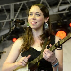 SarahJarosz.jpg