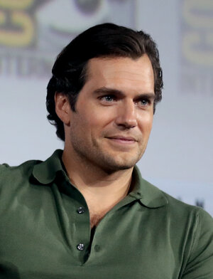 Henry_Cavill_(48417913146)_(cropped).jpg