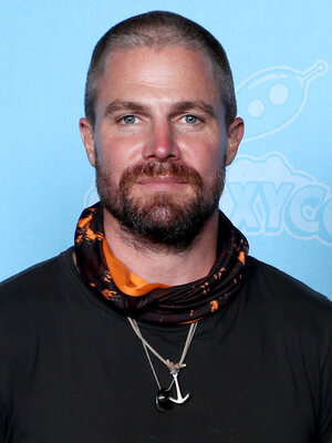 Stephen_Amell_(51384649713).jpg