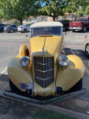 1935 Auburn 02.jpg