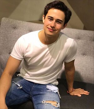 Ivan Dorschner _ Star Magic Batch 18_ 2010.jpeg