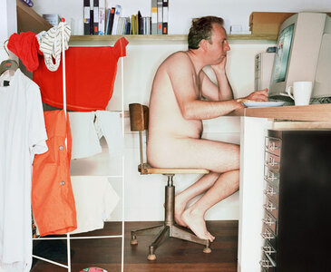 nakedman computer.jpg