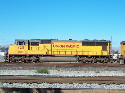 1200px-Union_Pacific-Diesel_Locomotive_4218.jpg