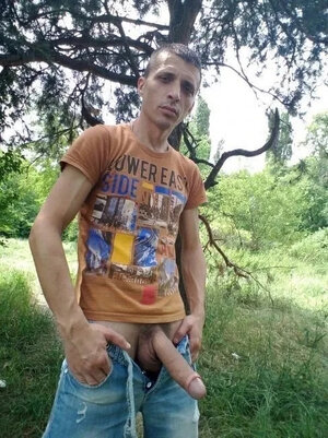 SUCKER-WANT THAT COCK 2.jpg