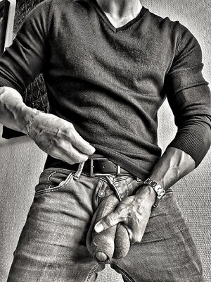 GH148AlbYAACCRx - Copy.jpeg