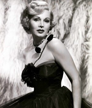 zsa-zsa-gabor-2-2000-3b2de3d94c1b489d911eb7e735541a6b.jpg