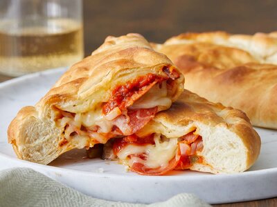 244766-perfect-every-time-pizza-or-calzone-dough-ddmfs-3X4-0575-25f1e03c60634becbaa392fd0c992dbd.jpg