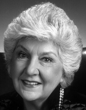 maureen-stapleton.jpg