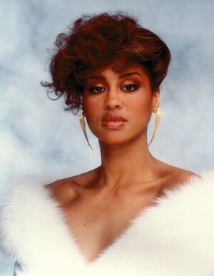 Phyllis-Hyman-2.jpg