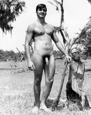 UNIDENTIFIED Physique Model By DICK FALCON.jpg