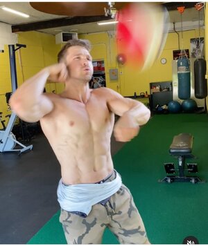 Screenshot_20240708-175053_Samsung Internet.jpg