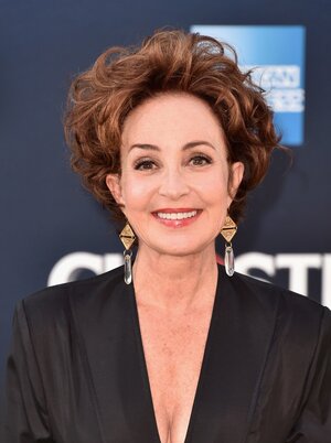 Annie_Potts.jpg