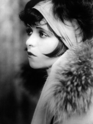 American-actress-Clara-Bow-1926.jpg