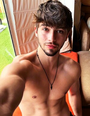 m8 Ron Levi 7 2 24.jpg