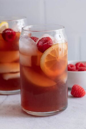 Raspberry-Iced-Tea-09-709x1065.jpg