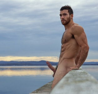 PAPADAPOULOS Andrew.png