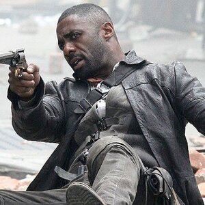 Idris-Elba-Dark-Tower-Set-07112016-Thumb-620x413.jpg
