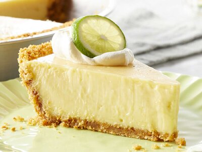 12698-Easy-Key-Lime-Pie-ddmfs-103444-4x3-1-eb1a59500e384b2b8939094ce18d08be.jpg