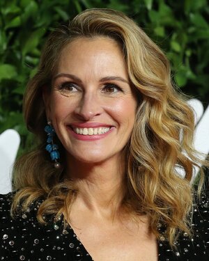 Julia-Roberts-2019.jpg