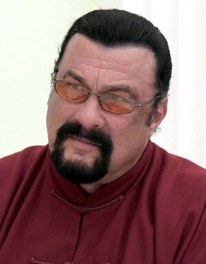 Steven_Seagal_November_2016.jpg